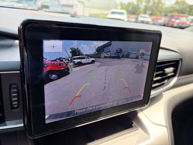 Certified 2022 Ford Explorer XLT w/ Equipment Group 202A AWD/4WD image 31