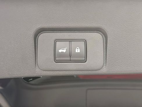Used 2023 Nissan Rogue Platinum w/ Platinum Premium Package FWD image 28