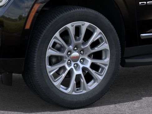 New 2026 GMC Yukon XL Denali image 11