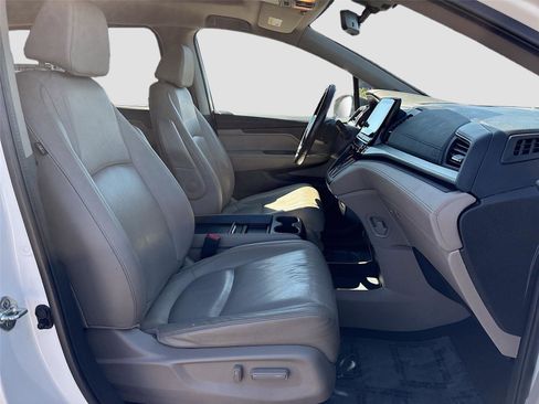Used 2019 Honda Odyssey Touring image 31