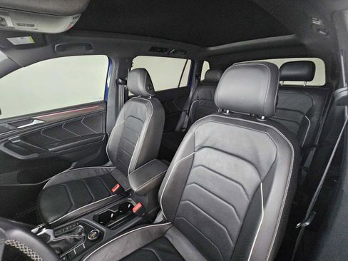 Used 2023 Volkswagen Tiguan SEL R-Line image 22
