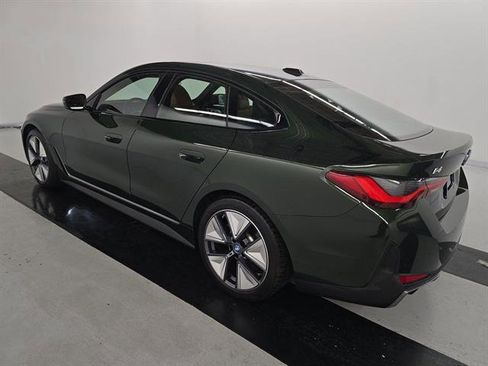 Used 2022 BMW i4 eDrive40 image 40