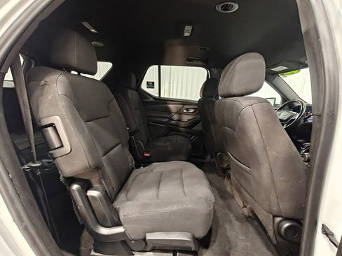 Used 2022 Chevrolet Traverse LT AWD/4WD image 24