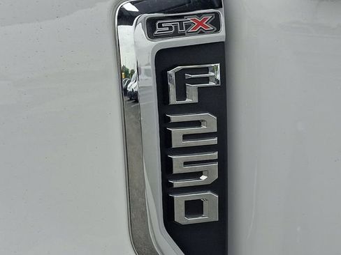 Used 2019 Ford F250 XL w/ STX Appearance Package RWD image 30