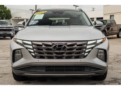 Used 2022 Hyundai Tucson Limited w/ Cargo Package FWD image 3