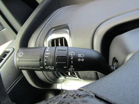 Used 2025 Ford Expedition Max Platinum AWD/4WD image 33