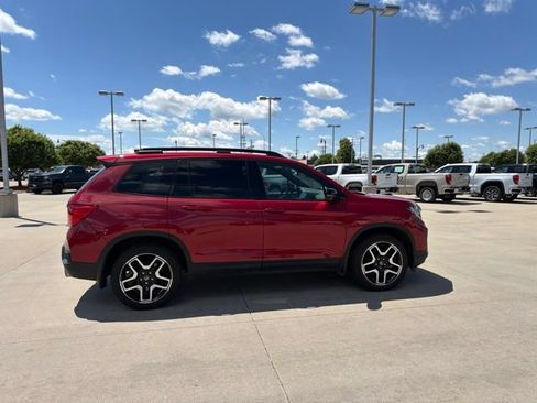 Used 2023 Honda Passport Elite image 9