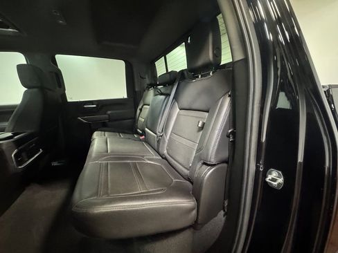 Used 2022 GMC Sierra 2500 Denali image 8