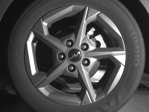 Used 2025 Kia K4 LXS image 14