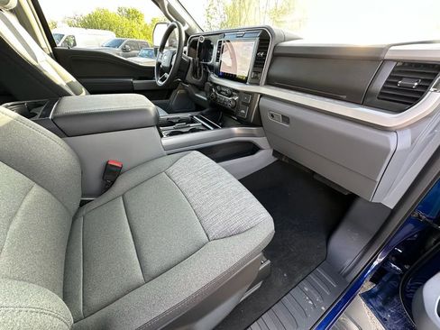 New 2026 Ford F350 XLT w/ XLT Premium Package AWD/4WD image 21