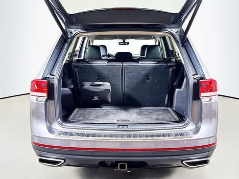 Used 2021 Volkswagen Atlas SE w/ Towing Package image 23