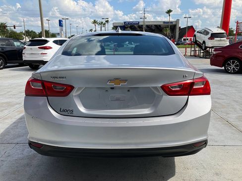 Used 2018 Chevrolet Malibu LT image 11