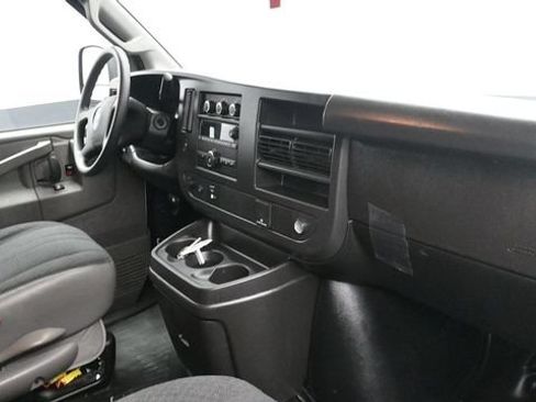Used 2025 GMC Savana 2500 w/ Driver Convenience Package RWD image 19