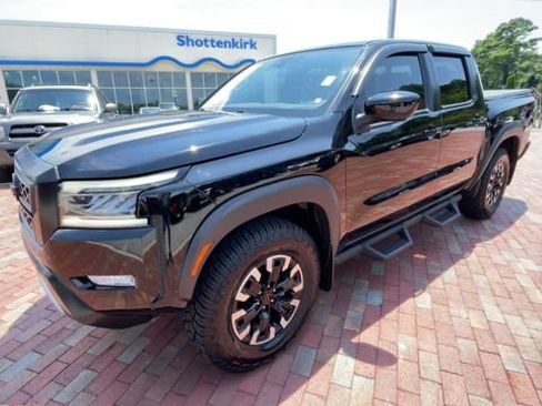 Used 2023 Nissan Frontier PRO-4X w/ Pro Convenience Package AWD/4WD image 5