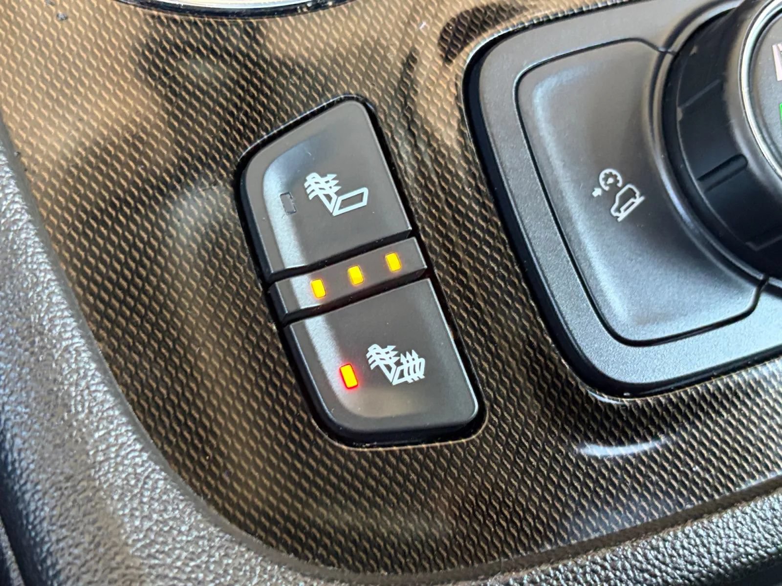 Used 2020 GMC Acadia AT4 w/ LPO, Floor Liner Package AWD/4WD image 26