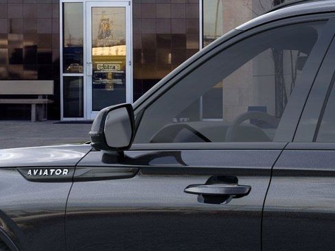 New 2026 Lincoln Aviator 2WD w/ Jet Appearance Package image 20