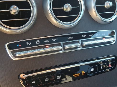 Certified 2022 Mercedes-Benz GLC 300 4MATIC image 16