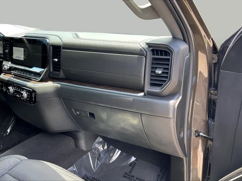 Used 2023 GMC Sierra 1500 Elevation RWD image 18