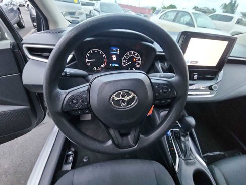 Used 2023 Toyota Corolla LE image 16