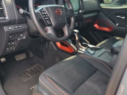 Used 2023 Nissan Frontier PRO-4X w/ Pro Convenience Package AWD/4WD image 6