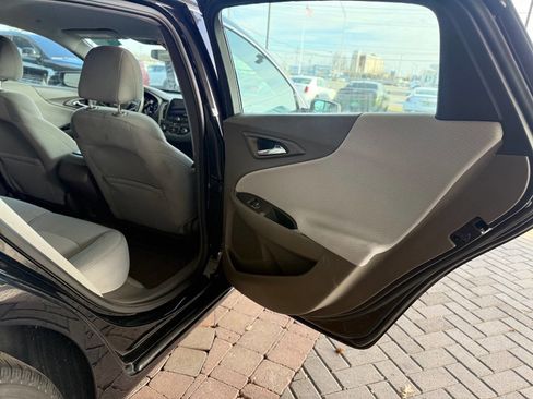 Used 2022 Chevrolet Malibu LS w/ Driver Confidence Package II image 28