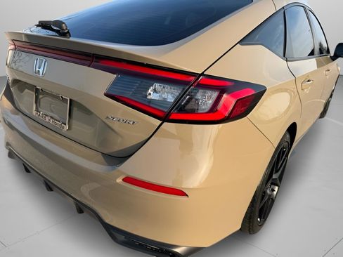 Used 2025 Honda Civic Sport image 28