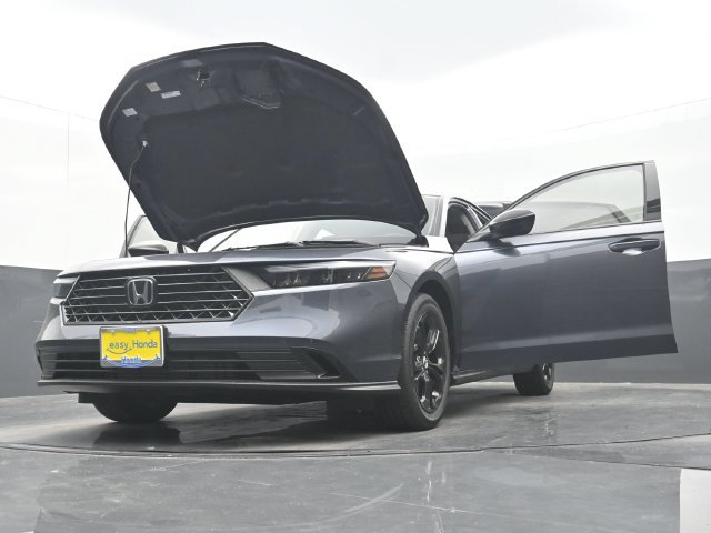 Used 2025 Honda Accord SE image 50