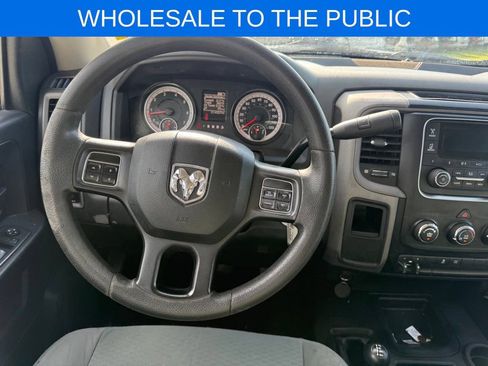 Used 2016 RAM 3500 Tradesman w/ Chrome Appearance Group AWD/4WD image 9