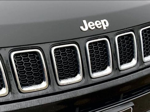 Used 2017 Jeep Compass Sport image 28