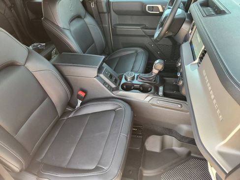 New 2026 Ford Bronco Outer Banks AWD/4WD image 14