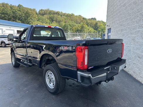 Used 2024 Ford F350 XL w/ Snow Plow/Camper Package AWD/4WD image 5