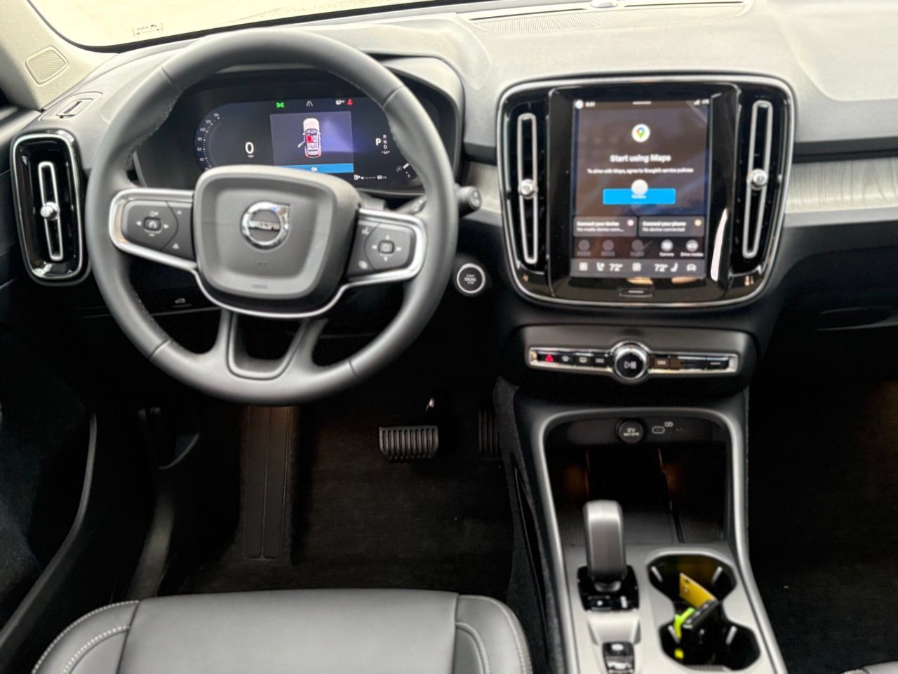New 2026 Volvo XC40 B5 Core w/ Climate Package AWD/4WD image 11