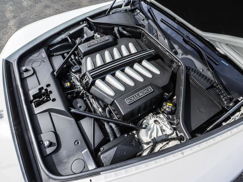 Used 2019 Rolls-Royce Dawn image 48