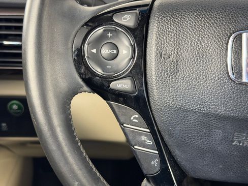 Used 2016 Honda Accord EX-L image 16