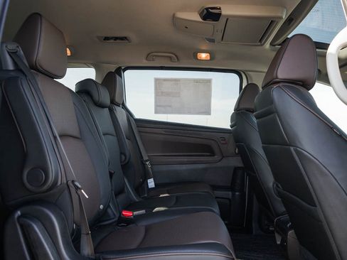 New 2026 Honda Odyssey Elite image 13