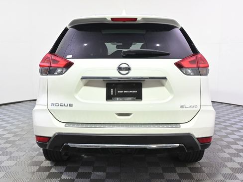 Used 2018 Nissan Rogue SL w/ Premium Package AWD/4WD image 5