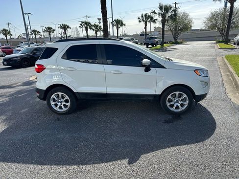 Used 2018 Ford EcoSport SE image 7