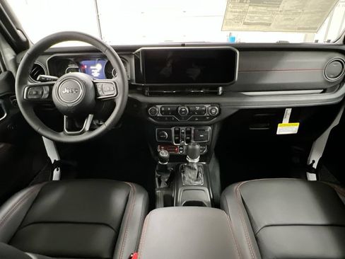 New 2026 Jeep Wrangler Unlimited Rubicon AWD/4WD image 10