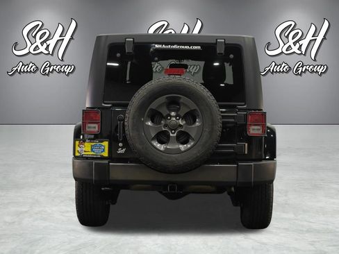 Used 2017 Jeep Wrangler Unlimited Sport AWD/4WD image 14