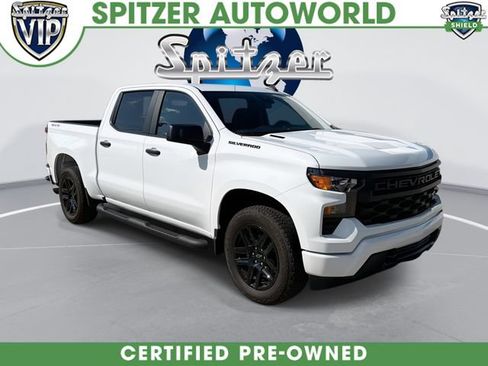 Used 2025 Chevrolet Silverado 1500 Custom w/ Turbomax Blackout Package AWD/4WD image 1