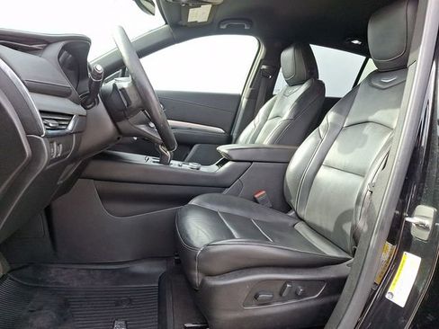 Used 2019 Cadillac XT4 Premium Luxury w/ Cold Weather Package image 13