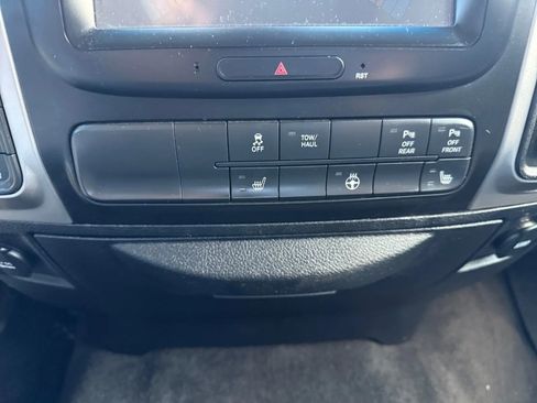 Used 2018 RAM 1500 Big Horn image 19