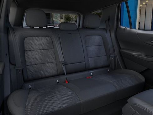 New 2026 Chevrolet Equinox LT w/ Safety and Technology Package image 17
