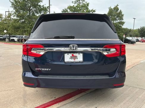 Used 2018 Honda Odyssey EX-L image 7