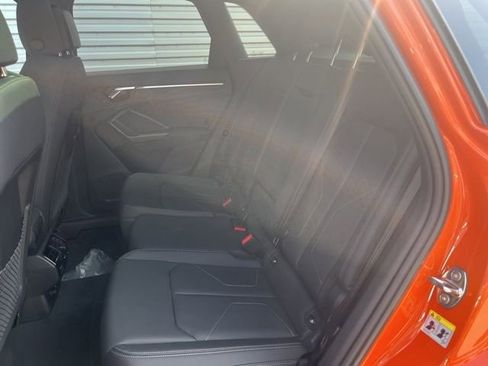 New 2025 Audi Q3 2.0T Premium image 23