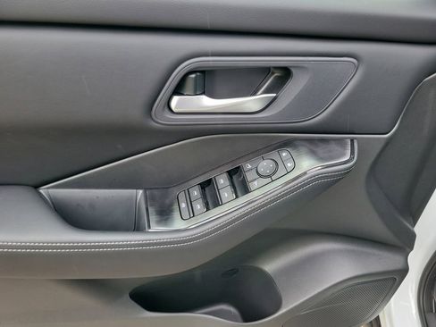 New 2026 Nissan Rogue SV image 23