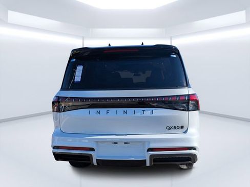 New 2026 INFINITI QX80 Autograph w/ Premium Cargo Package image 4