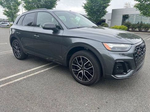 Certified 2023 Audi SQ5 Prestige w/ Prestige Package AWD/4WD image 3