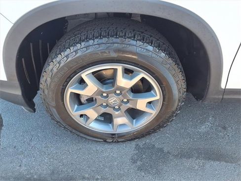 Used 2023 Honda Passport TrailSport image 4