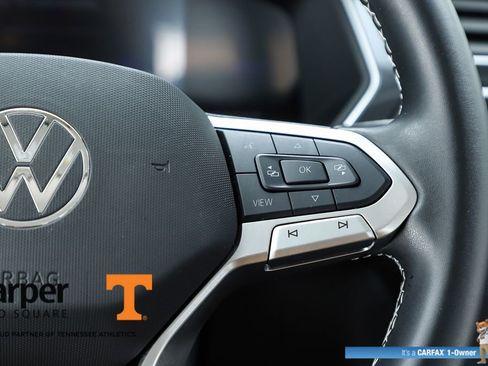 Used 2024 Volkswagen Tiguan SE image 22